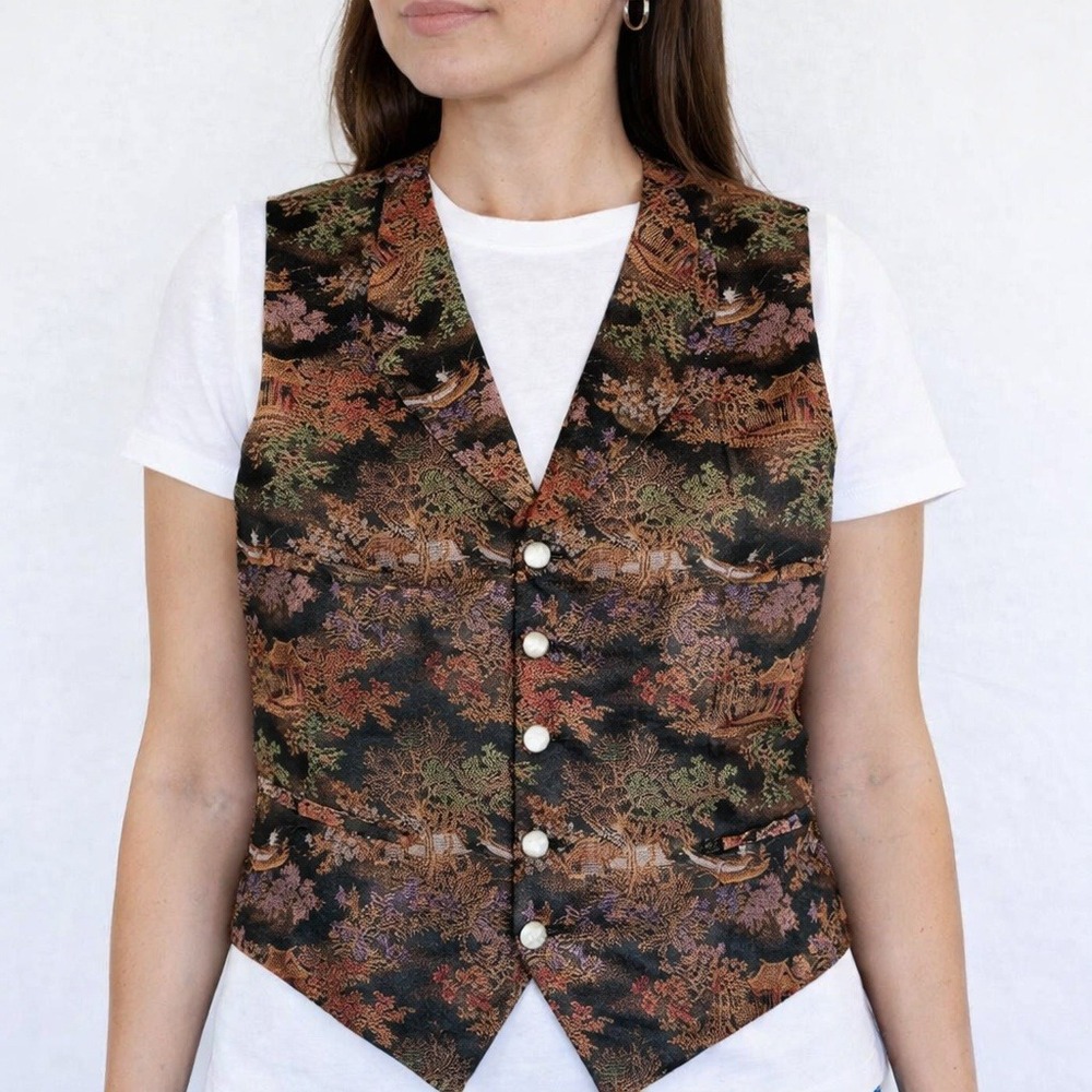Vintage H.G. Ammer Tapestry Vest‎ Scenic Pagoda Landscape Metallic Jacquard